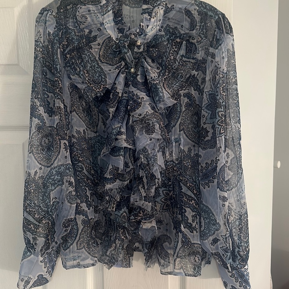 blouse
